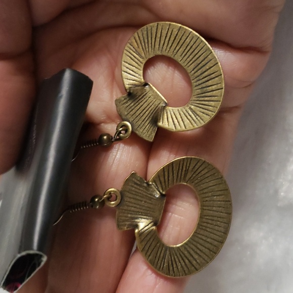 Paparazzi Retro Rebel - Copper Necklace And Earrings - Picture 13 of 13